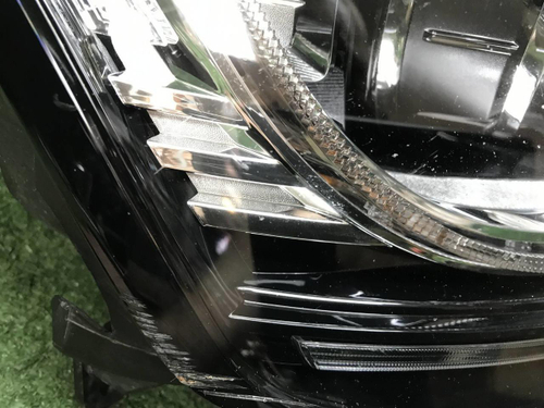 Битая Фара правая Range Rover Vogue 4 12-17 ксенон