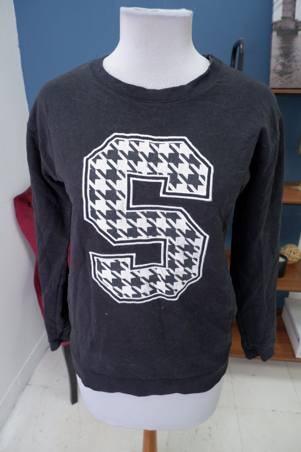 Толстовка O`stin  черная 46-48 размер