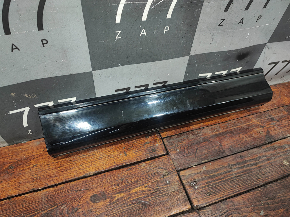 Накладка двери задней правой Mazda CX-5 2 (KF) 21-нв Б/У Оригинал KPG151RC1