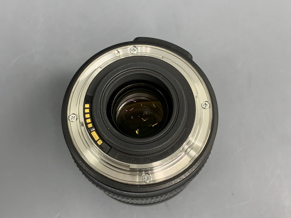 Canon EF-S 18-135mm 3.5-5.6 IS