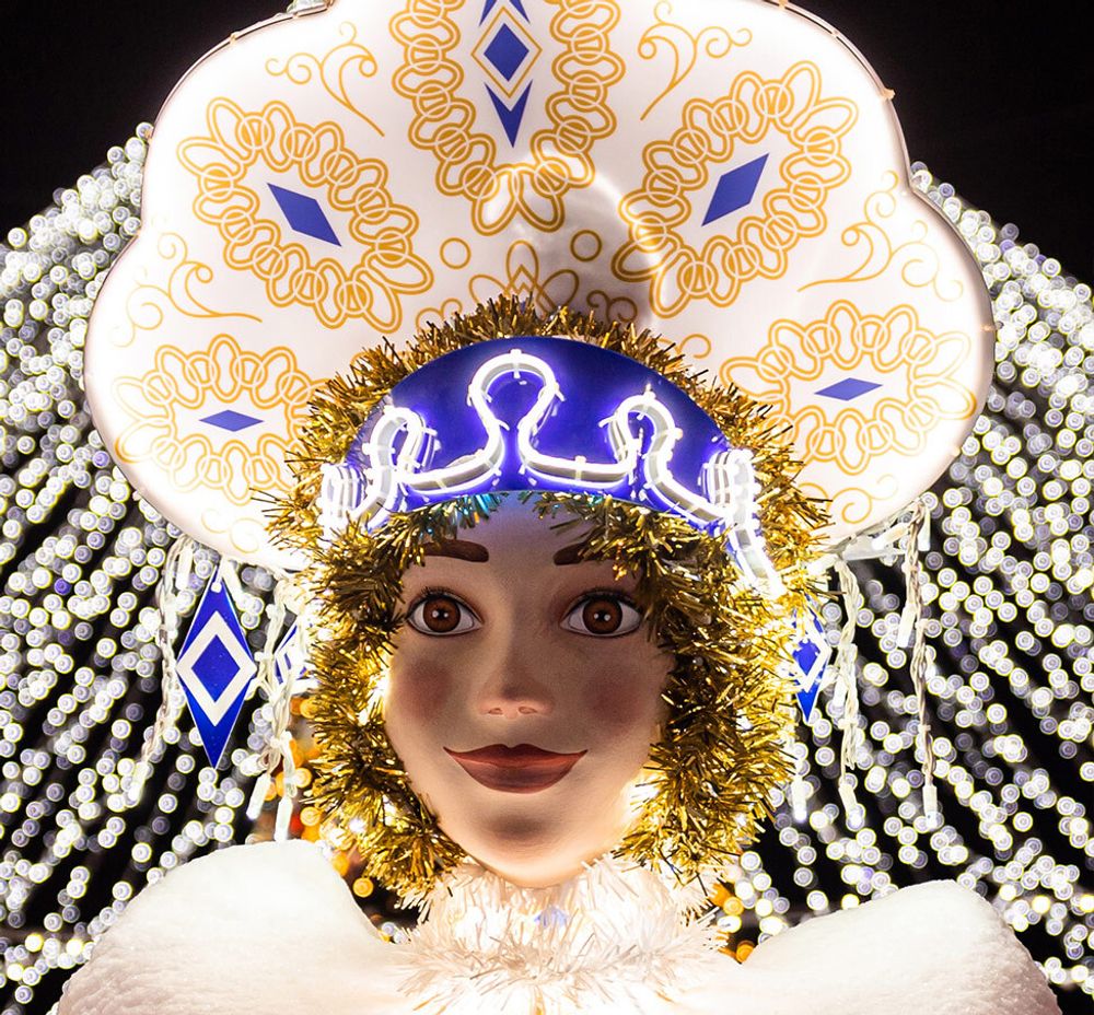 Большие светящиеся фигуры "Дед Мороз и Снегурочка серия Королевские"