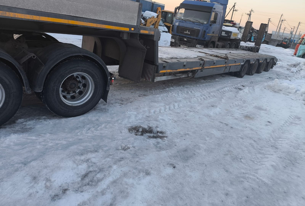 САВ (СпецАвто-Восток) 9318* Полуприцеп тяжеловоз 4 оси 93184E5 (Не раздвижной)