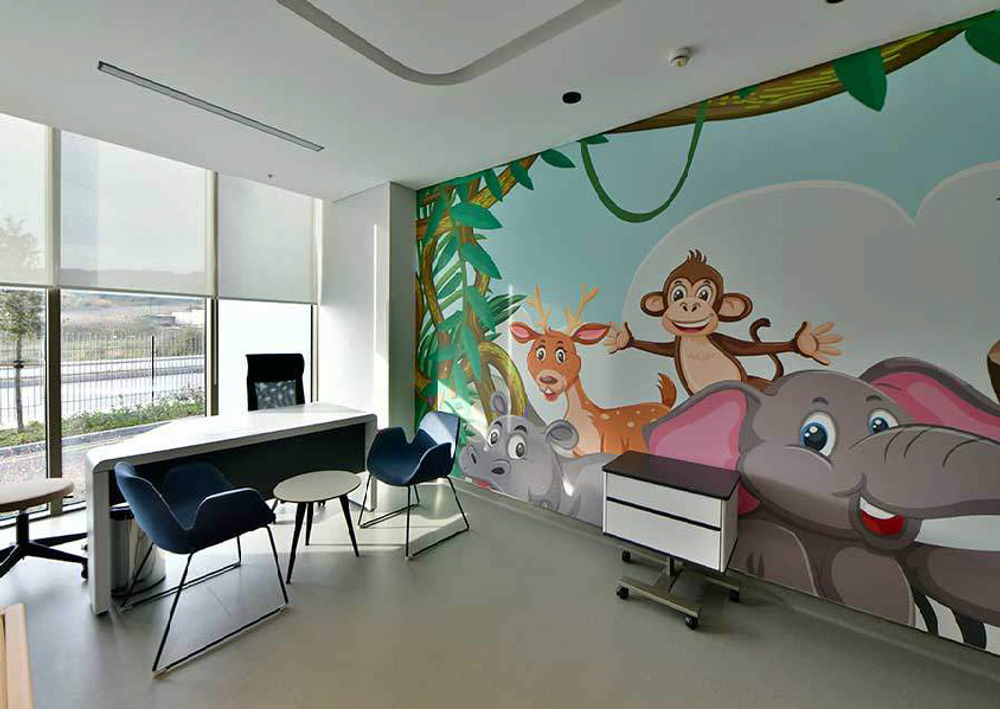 Мебель для медучреждений — безопасные и гигиеничные решения под заказ