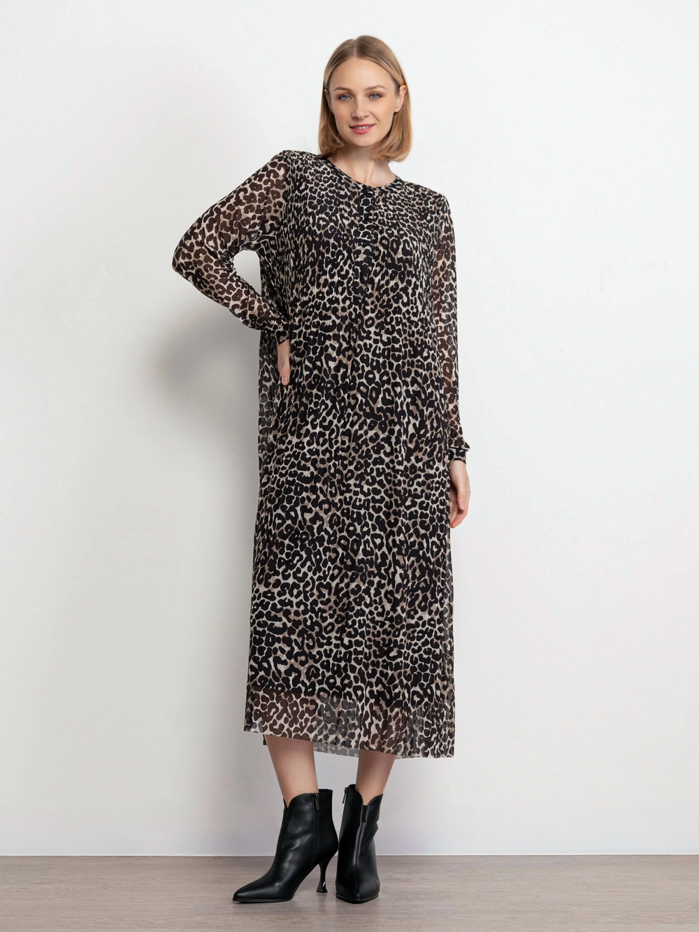 Платье из полиэстера