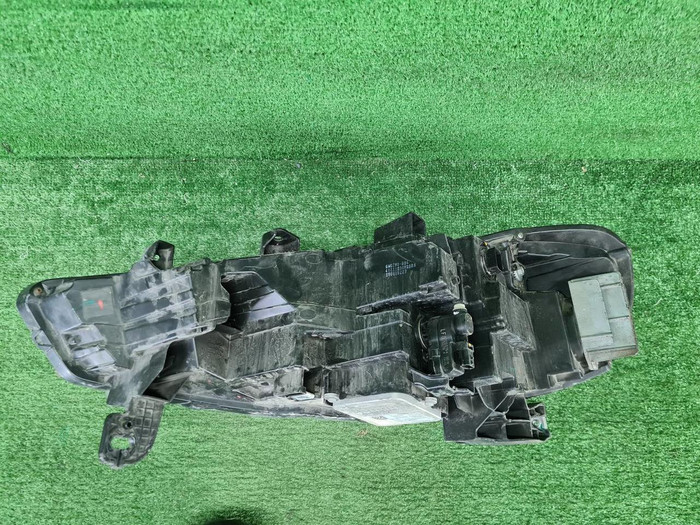 Фара правая Haval F7 (2018-2024) LED