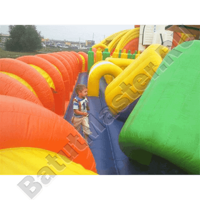 Коммерческий надувной батут "Ракета" 20*10*7 м