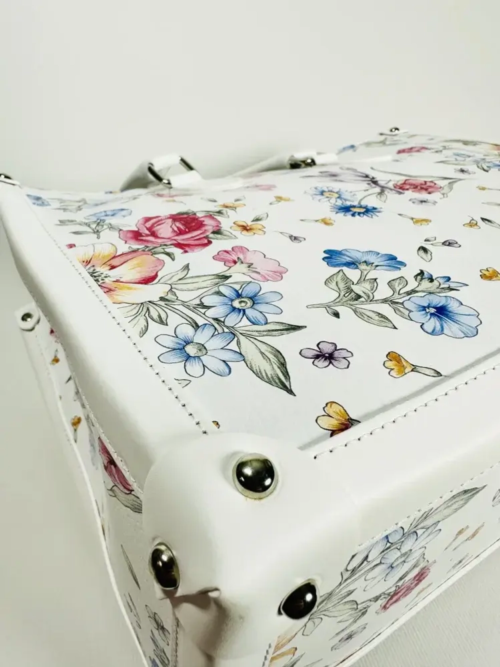 Женская сумка из натуральной кожи Fiore Estate Bianca