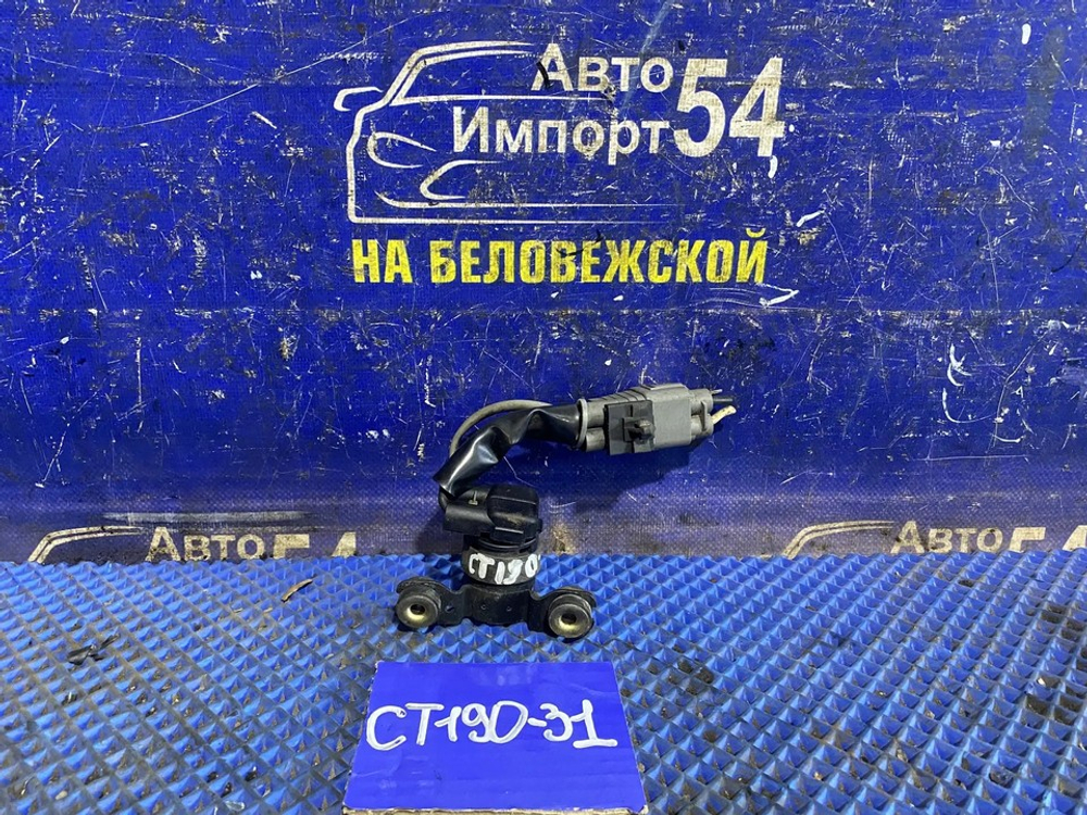 Реле TOYOTA CALDINA 1994