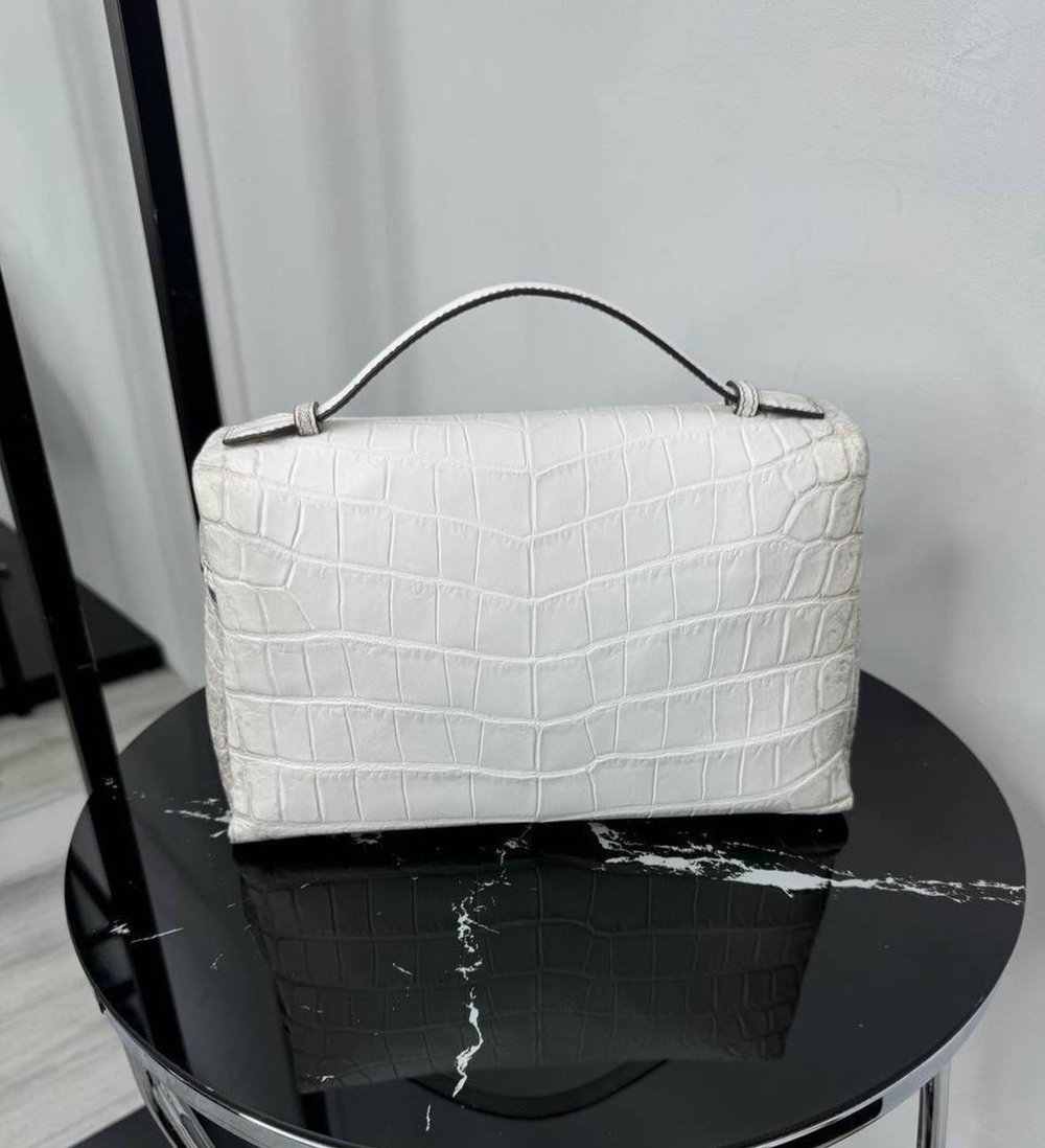 Клатч Loro Piana Extra Pouch L29 из кожи гималайского крокодила