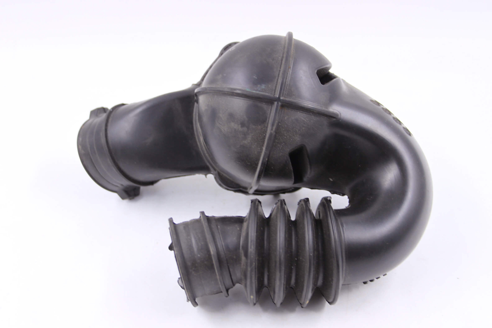 Патрубок слива 132799801 стиральной машины Electrolux