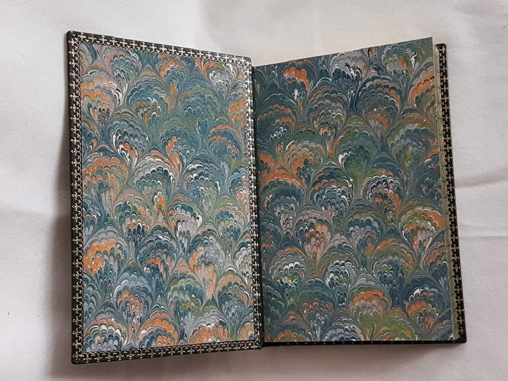 "Путеводитель и собеседник в путешествии по Кавказу". М. Владыкин. 1885г. - антикварное издание