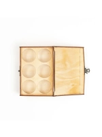 Подарочная коробка