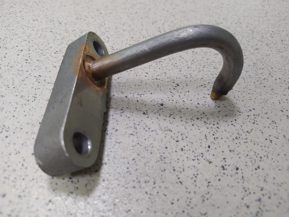 Форсунка охлаждения поршня 8401.1004118