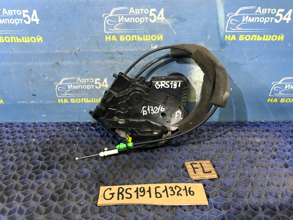 Замок двери передней левой LEXUS GS350 2005-2011