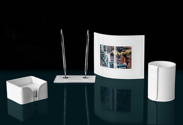 Подарочный набор белый кожаный