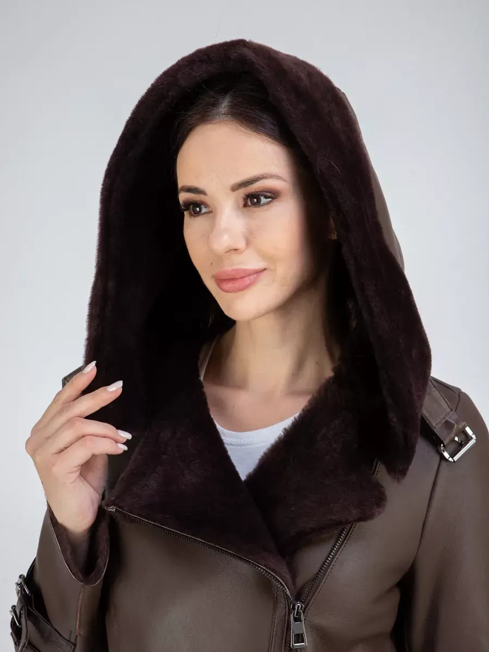 Дубленка авиатор натуральная с капюшоном