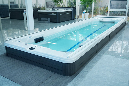 Спа-бассейн плавательный