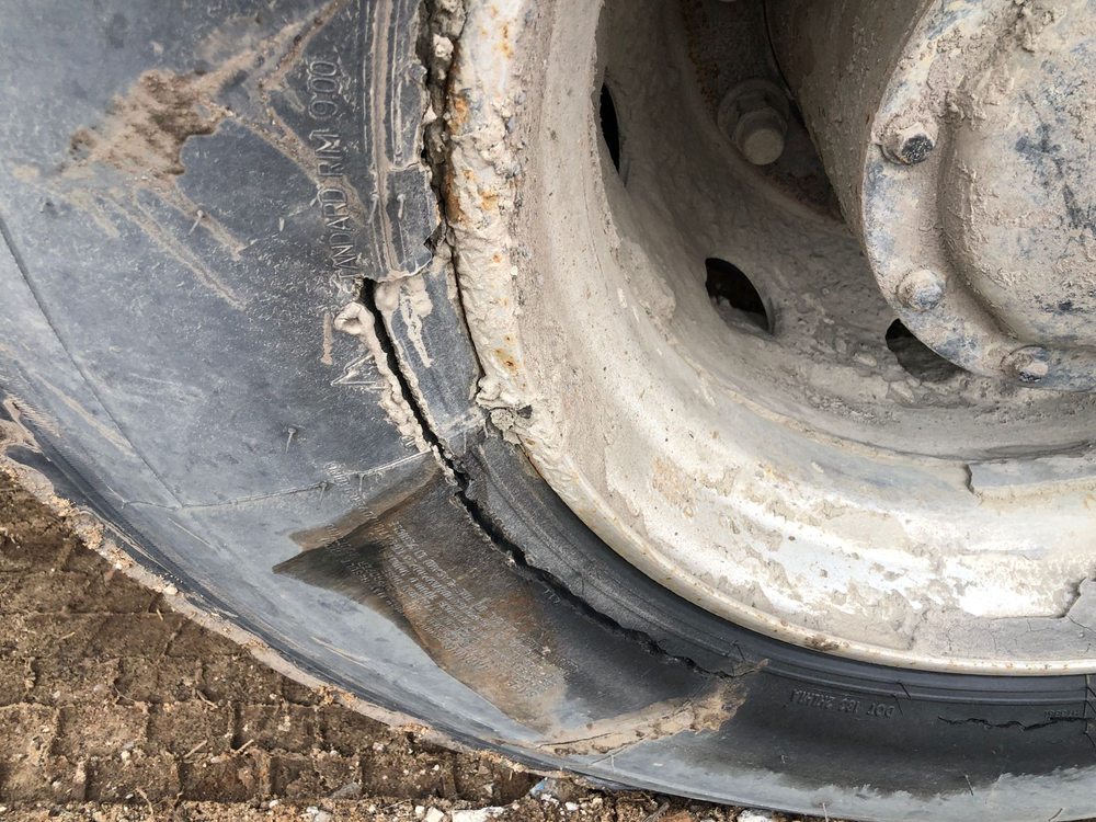 Shacman (Shaanxi) SX* 6x4 Самосвал SX3258DR384 (Дизельный, 9,7 л, 336 л.с., МТ)