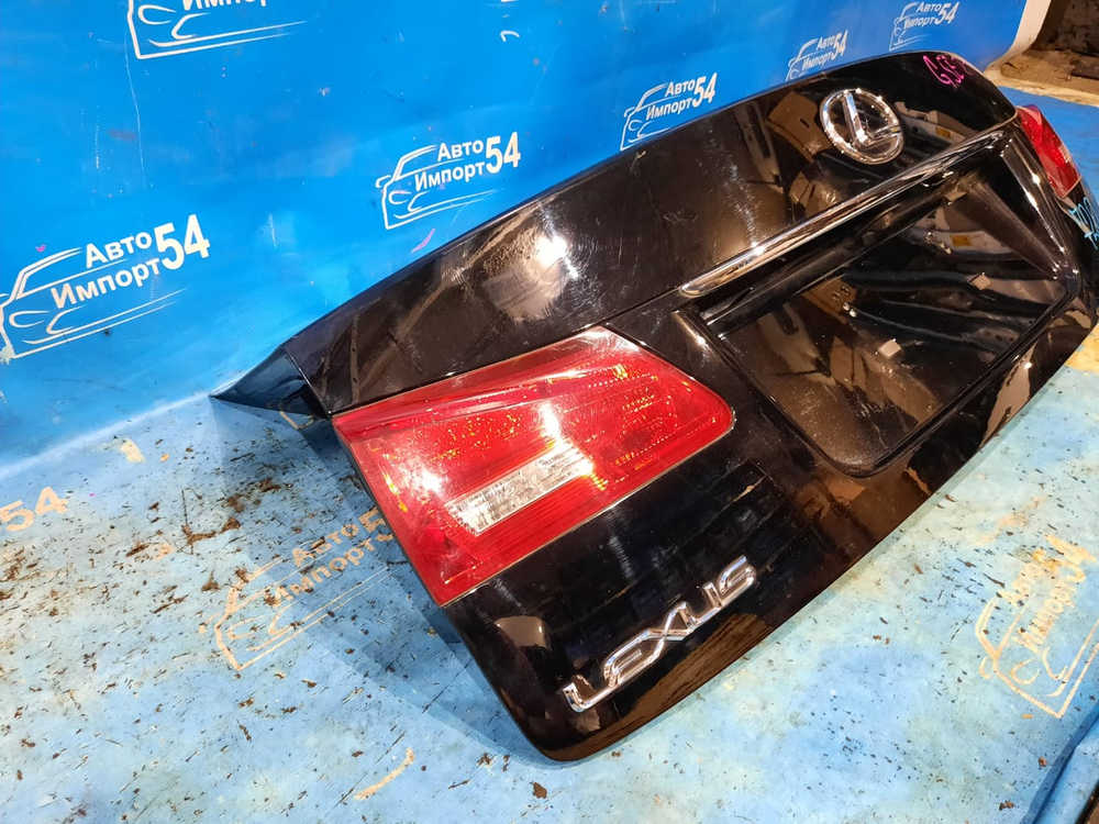 Крышка багажника LEXUS IS350 2006