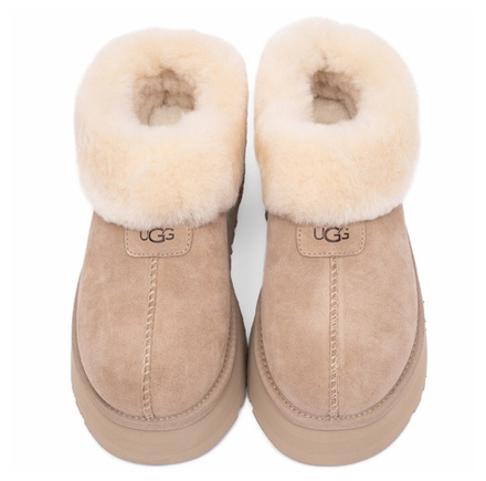 UGG Platform Slipper Sand