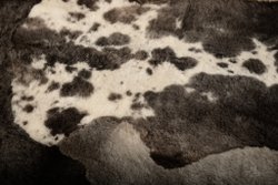 Ковер Мосси черно-белого цвета из шести шкур