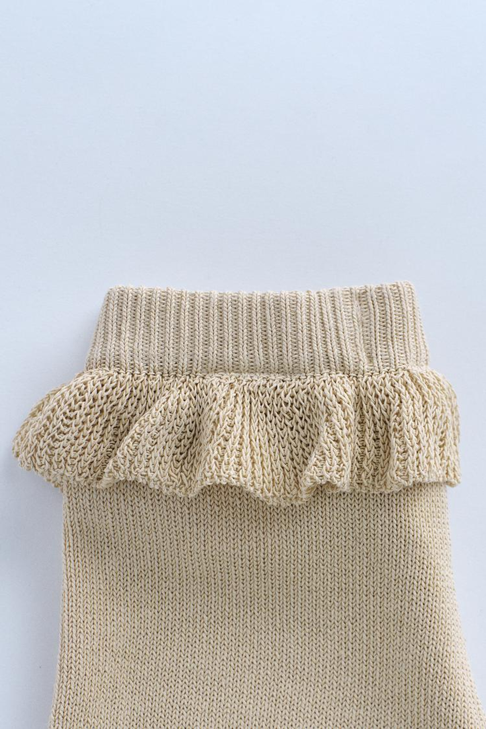 ZARA ШОРТЫ-БЕРМУДЫ С ВОЛАНОМ—TIMELESZ, ПЕСОЧНЫЙ