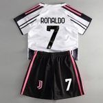 Детская футбольная форма