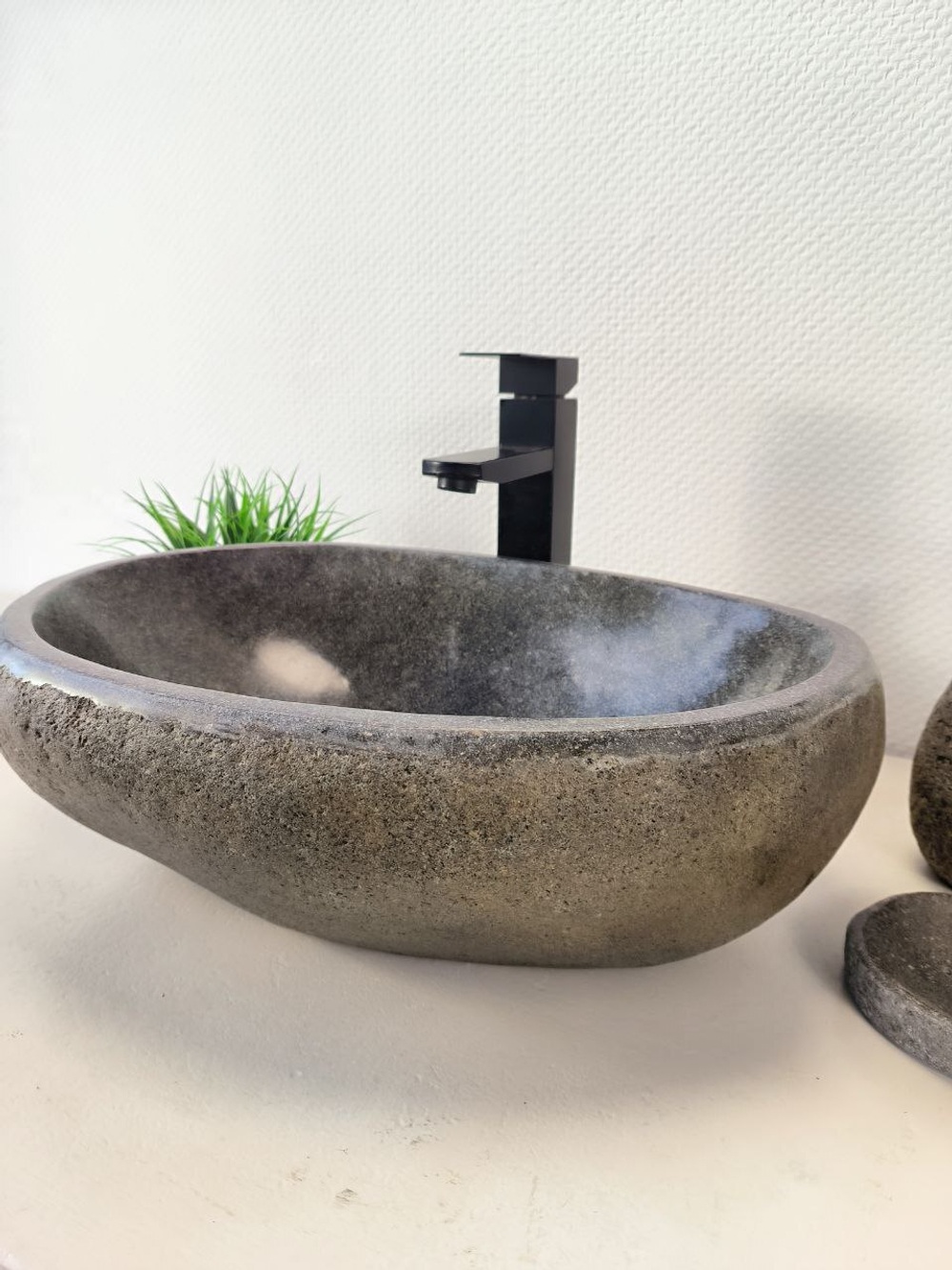 Раковина из речного камня RS-65981 49х34х15 из натурального камня