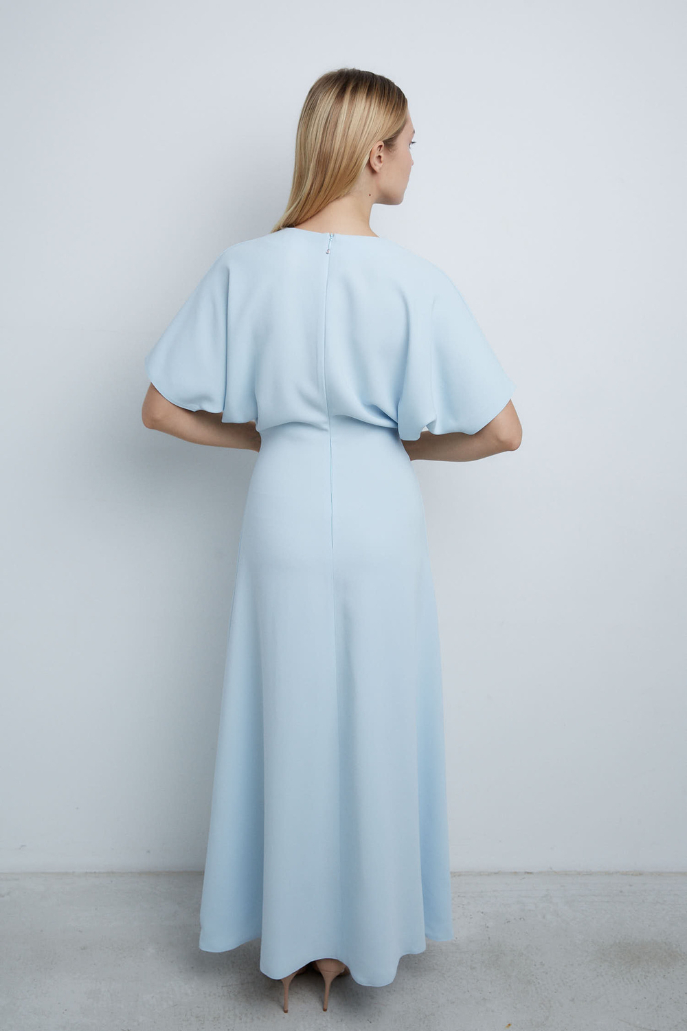 Платье приталенное из вискозы Стелла Маккартни небесно-голубой