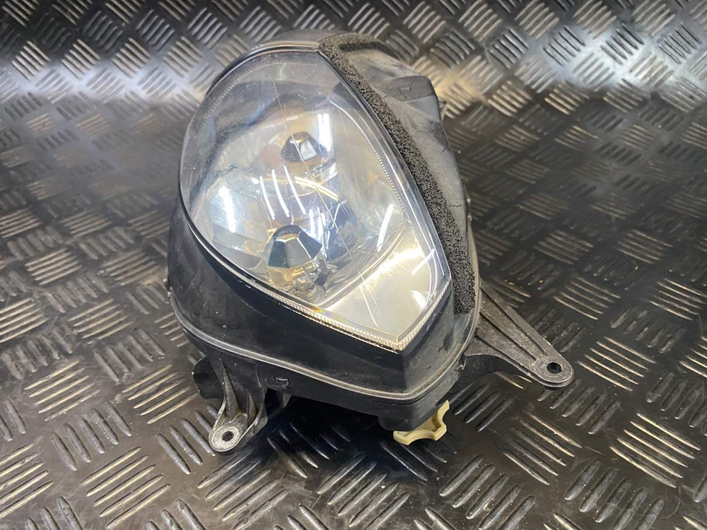 Фара Yamaha TDM900 RN08 2002
