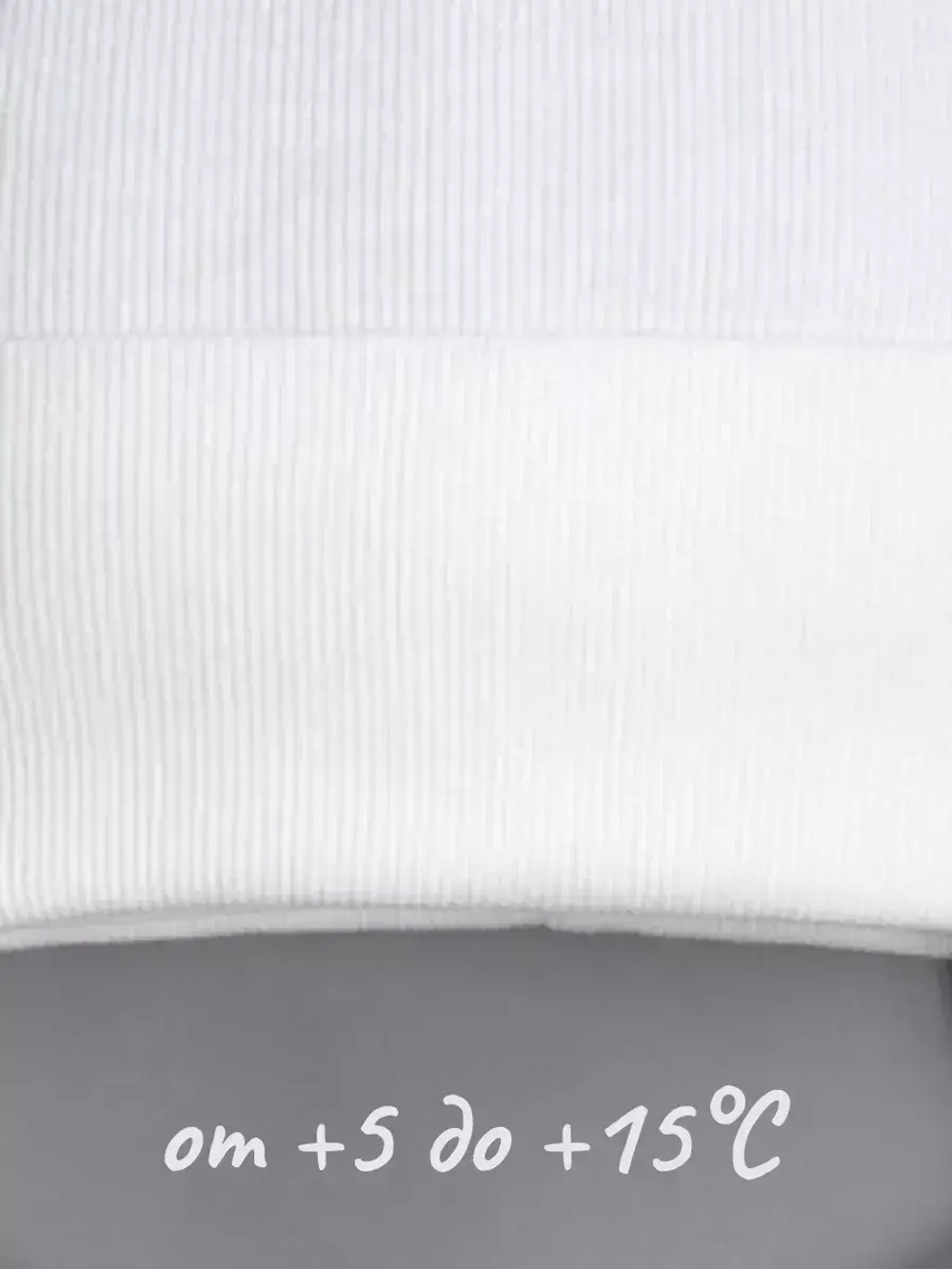 Шапка с ушками для девочки трикотажная на завязках