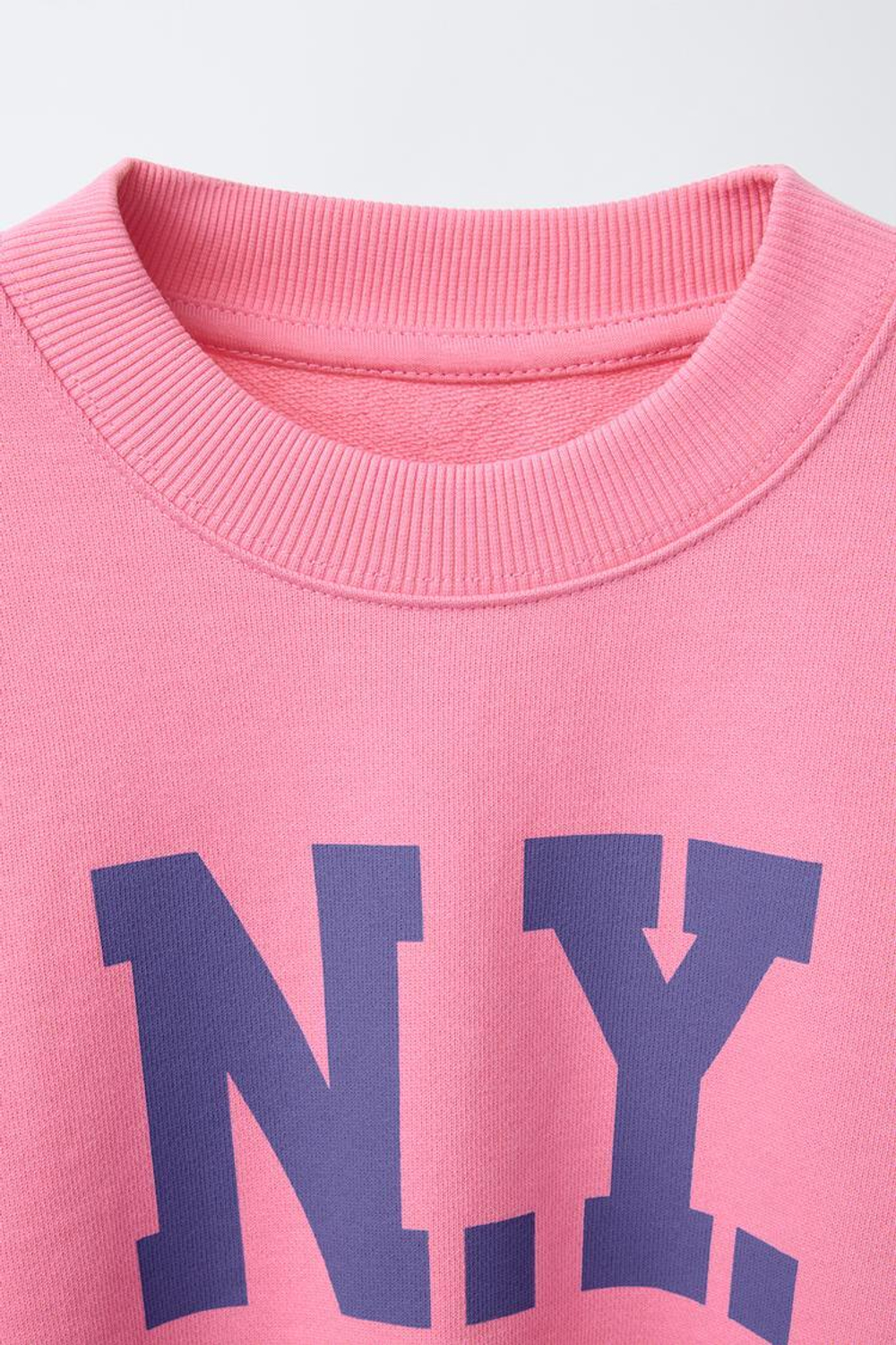 ZARA ТОЛСТОВКА С НАДПИСЬЮ, НЕОНОВО-РОЗОВЫЙ