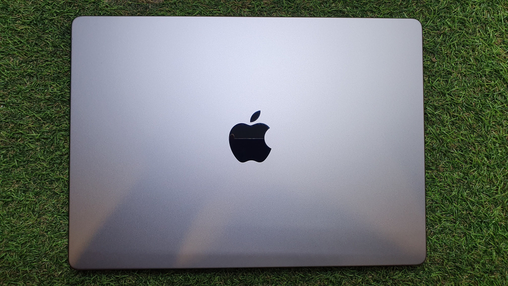 MacBook Pro A2779 14 , 2023, Retina M2/16Gb 48 циклов/MPHH3LL/A