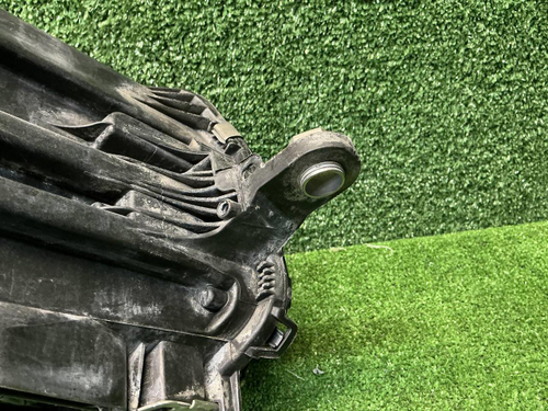 Фара левая Mercedes S W223 (20-нв) Digital Light