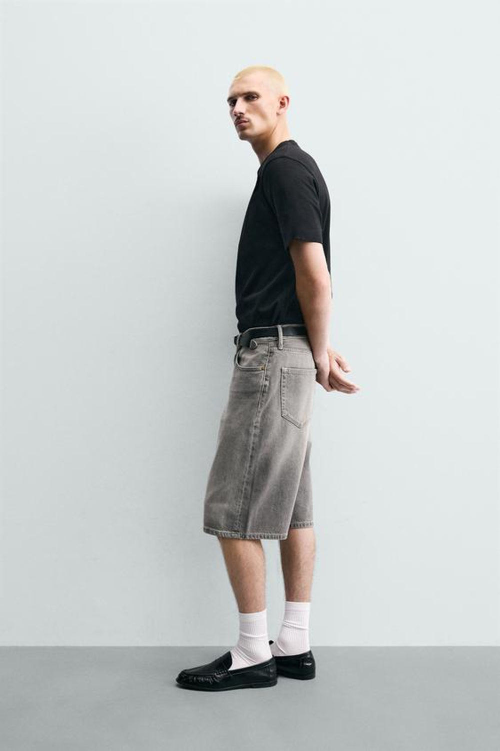 ZARA ДЖИНСОВЫЕ ШОРТЫ LOOSE FIT, СЕРЫЙ