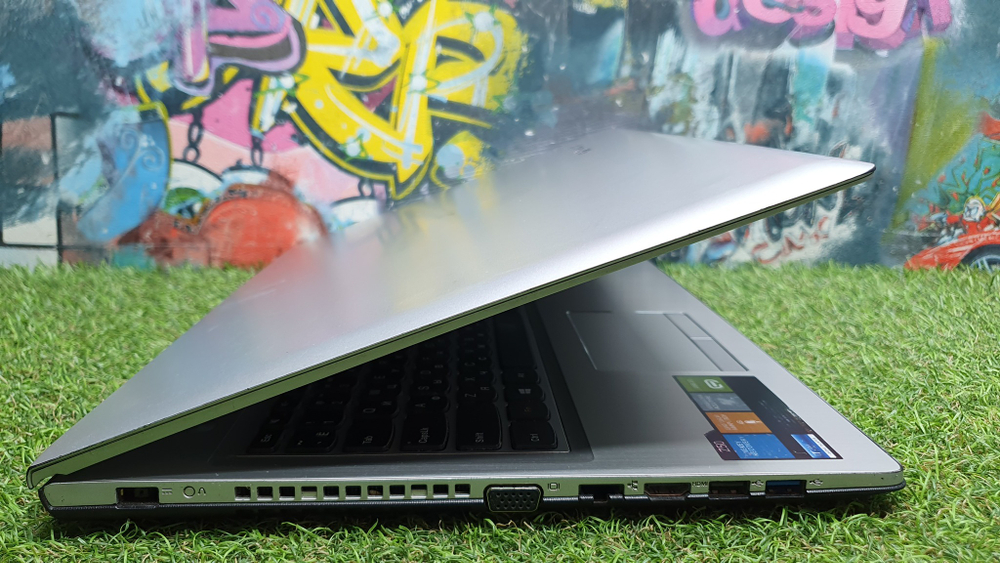 Ноутбук Lenovo i5/6 Gb/840M 2 ГБ