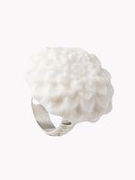 Кольцо Георгин L, белый фарфор