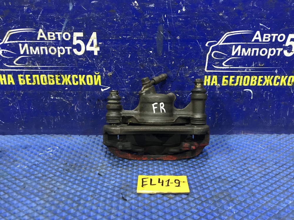 Суппорт тормозной передний правый TOYOTA CORSA 1991