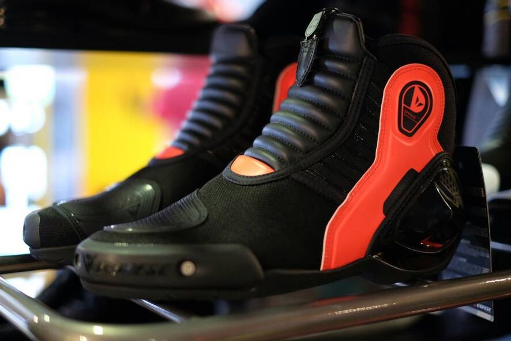 Dyno D1 / Мужские / Черно-красные