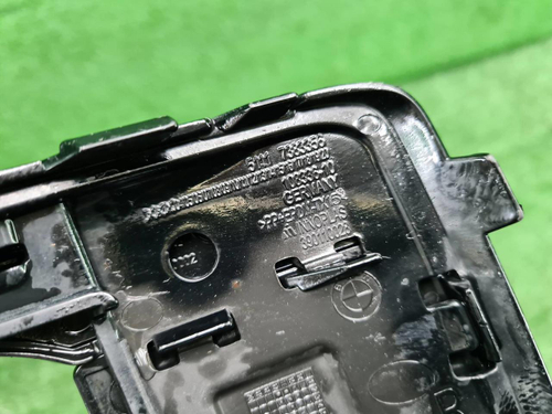 Решетка переднего бампера правая BMW X1 F48 15-19