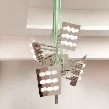 Блеск за кулисами 584 Эрве Ван дер Стратен