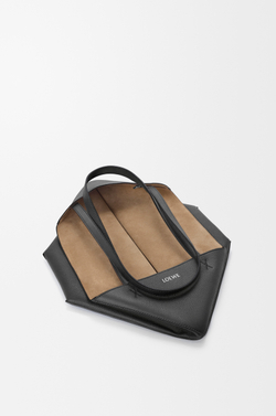 Loewe Средняя сумка-тоут Puzzle Fold из мягкой зернистой телячьей кожи, черный