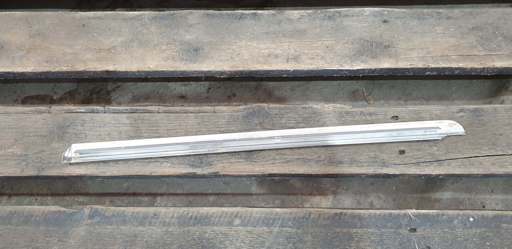 Накладка стекла заднего левого Mercedes GLC (X253) 15-нв Б/У Оригинал A2536700122