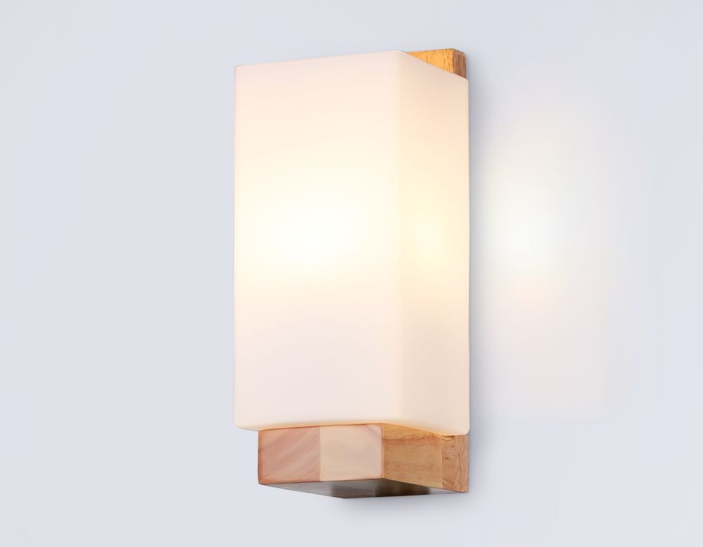 Ambrella Настенный светильник со сменной лампой Loft TR83122