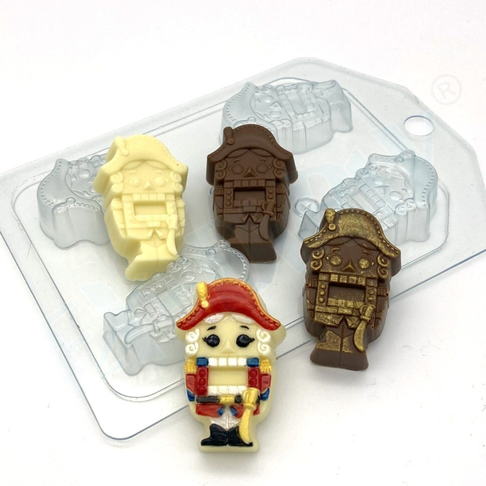 Пластиковая форма для конфет Щелкунчик 4 ячейки