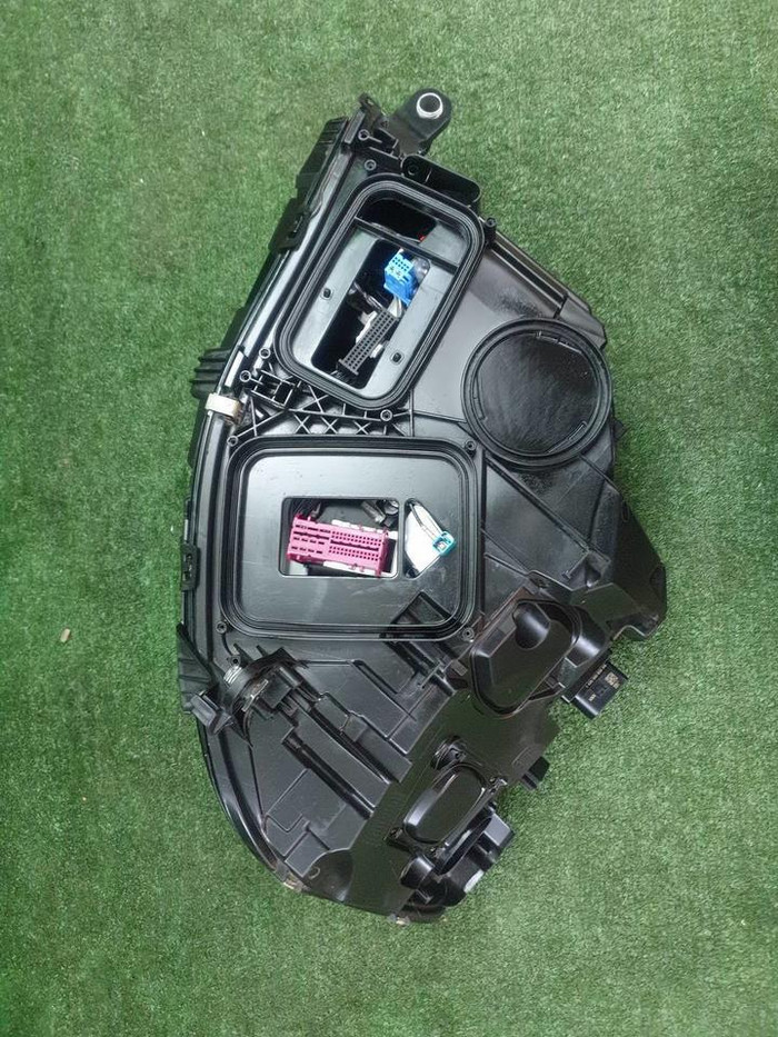 Фара правая Mercedes S W223 (2020-н.в.) Digital Light