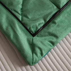 Велюровое покрывало в клетку OVL049