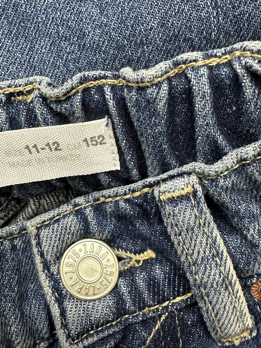 Джинсы Zara