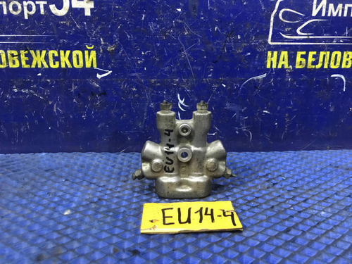 Распределитель тормозной NISSAN BLUEBIRD 1997