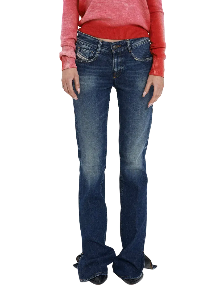 Джинсы W DIESEL